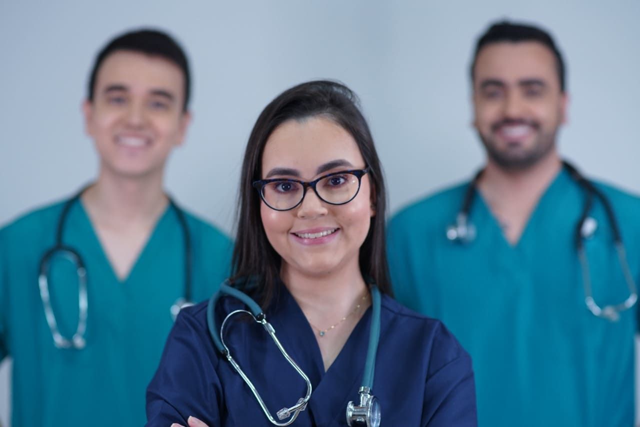 Crea la mejor hoja de vida para pasar a la residencia médica con estos tips